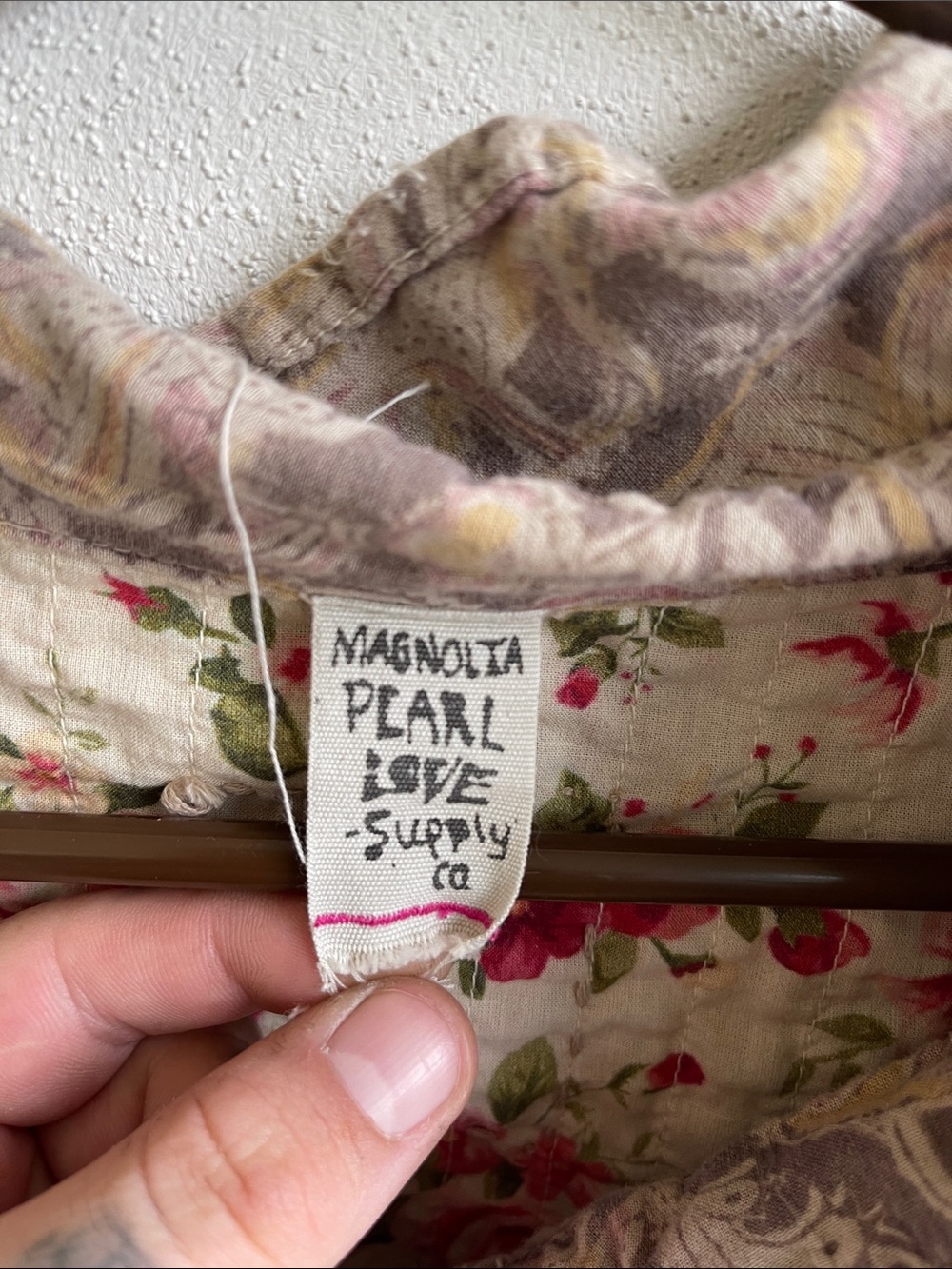 Magnolia Pearl Pink Floral Puff Sleeve Button-Up Blouse - Picture 2 of 3